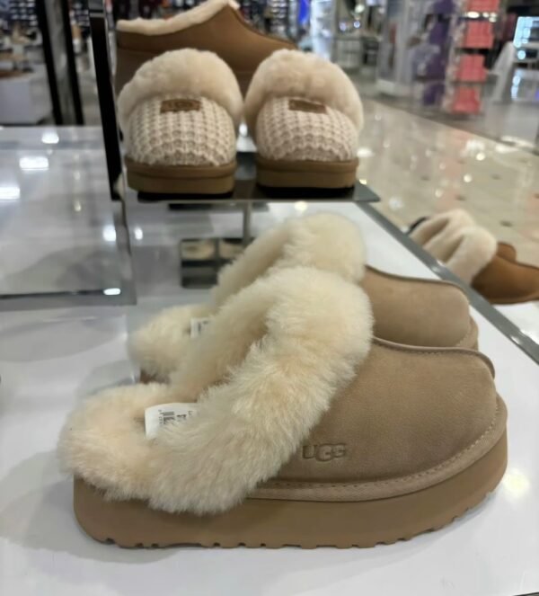 Mixed UGG Shoes Pallet liquidation - Image 6